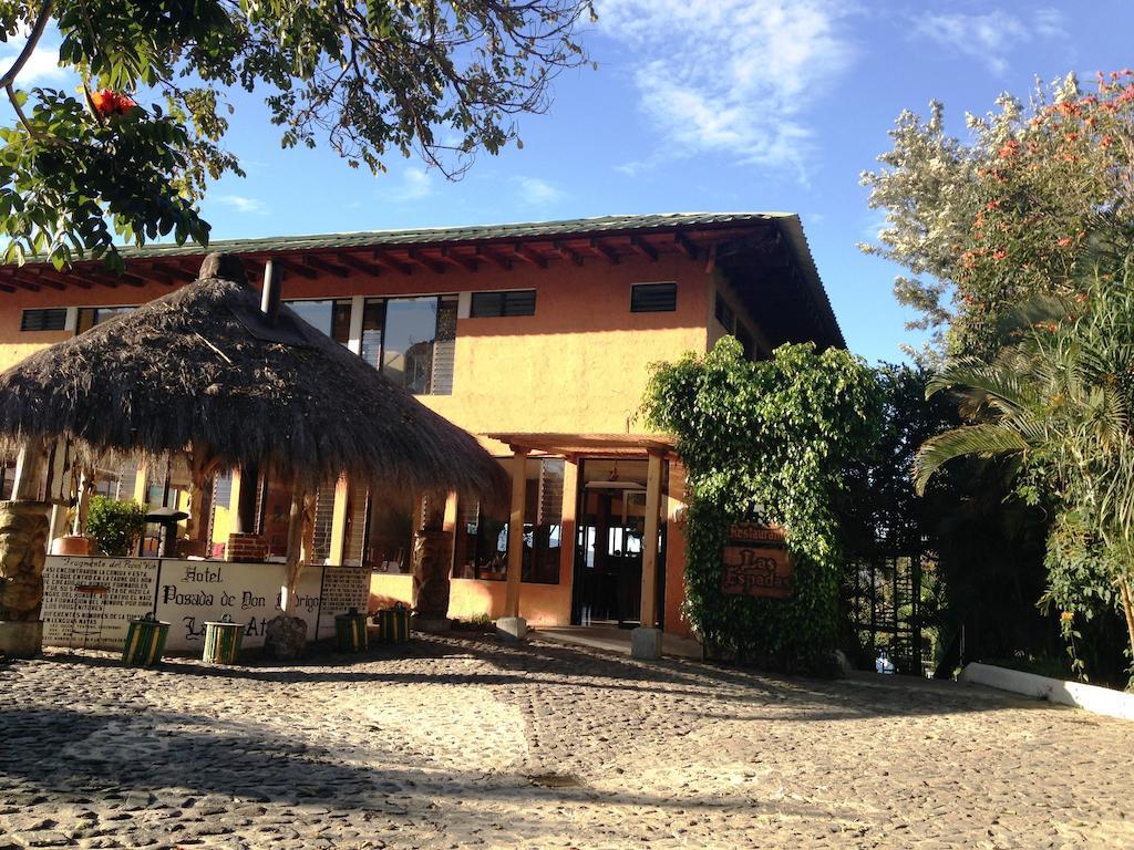 Hotel Posada De Don Rodrigo Panajachel Exterior photo